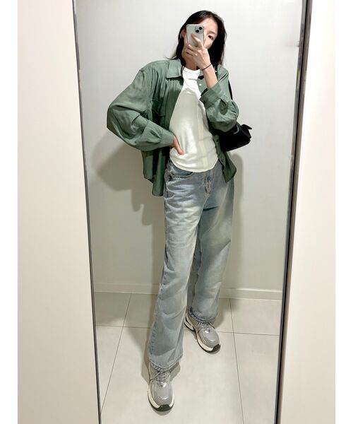 AVANDRESS(アバンドレス )の「BUCKLE WIDE DENIM PANTS WASHING LIGHT BLUE(デニムパンツ・レディース・その他・SMALL/MEDIUM/LARGE/X-LARGE/X-SMALL)」の6枚目の写真