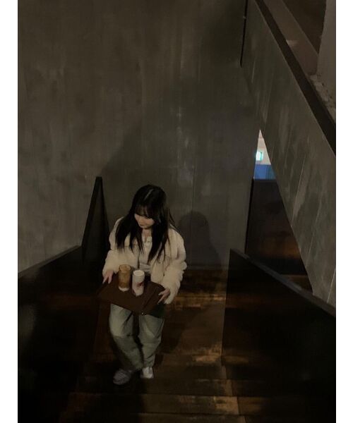 AVANDRESS(アバンドレス )の「BUCKLE WIDE DENIM PANTS WASHING LIGHT BLUE(デニムパンツ・レディース・その他・SMALL/MEDIUM/LARGE/X-LARGE/X-SMALL)」の8枚目の写真