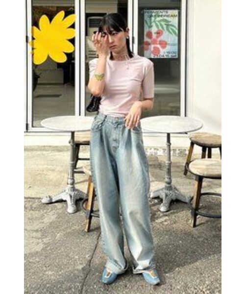 AVANDRESS(アバンドレス )の「BUCKLE WIDE DENIM PANTS WASHING LIGHT BLUE(デニムパンツ・レディース・その他・SMALL/MEDIUM/LARGE/X-LARGE/X-SMALL)」の16枚目の写真