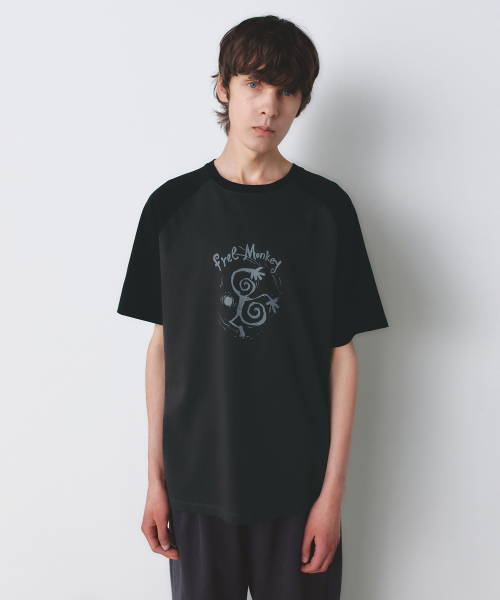 INSILENCE(インサイロンス)の「ラグラングラフィックTシャツ CHARCOAL(Tシャツ/カットソー・レディース・その他・SMALL/LARGE/MEDIUM)」の1枚目の写真