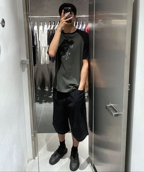 INSILENCE(インサイロンス)の「ラグラングラフィックTシャツ CHARCOAL(Tシャツ/カットソー・レディース・その他・SMALL/LARGE/MEDIUM)」の9枚目の写真