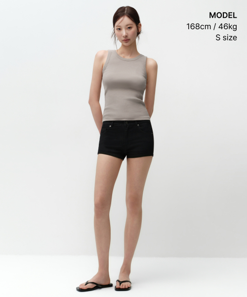 MUSINSA STANDARD WOMAN（ムシンサスタンダードウーマン）の「ウィメンズエッセンシャルタンクトップ[グレーッシュベージュ]（Tシャツ/カットソー・レディース・その他・SMALL/MEDIUM/LARGE/X-LARGE/X-SMALL）」の9枚目の写真