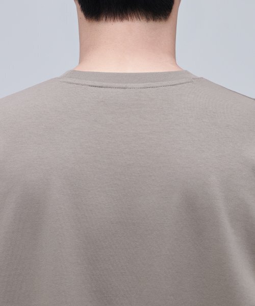 MUSINSA STANDARD（ムシンサスタンダード）の「リサイクルリラックスクルーネックTシャツ[ダスティベージュ]（Tシャツ/カットソー・メンズ・その他・SMALL/LARGE/XXX-LARGE）」の5枚目の写真
