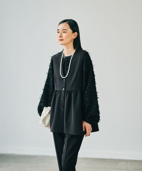 LEPSIM（レプシィム）の「【入卒式／セレモニー】Wクロス切り替えベスト　598356（その他アウター・レディース・ネイビー/グレイッシュベージュ/ブラック・FREE）」の15枚目の写真