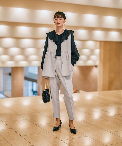 LEPSIM（レプシィム）の「【入卒式／セレモニー】Wクロス切り替えベスト　598356（その他アウター・レディース・ネイビー/グレイッシュベージュ/ブラック・FREE）」の21枚目の写真