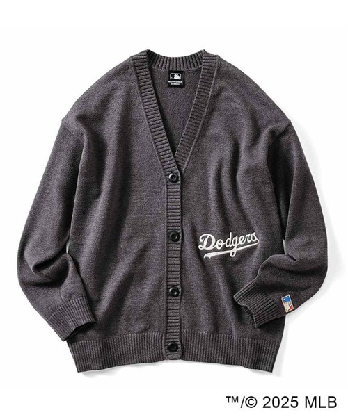 IEDIT(イディット)の「IEDIT オリジナルMLBデザインクーパーズタウンコレクション 往年のロゴを楽しむニットカーディガン(カーディガン/ボレロ・レディース・ダークブラウン/チャコール/ライトグレー・M/3L/LL/L/S)」の3枚目の写真