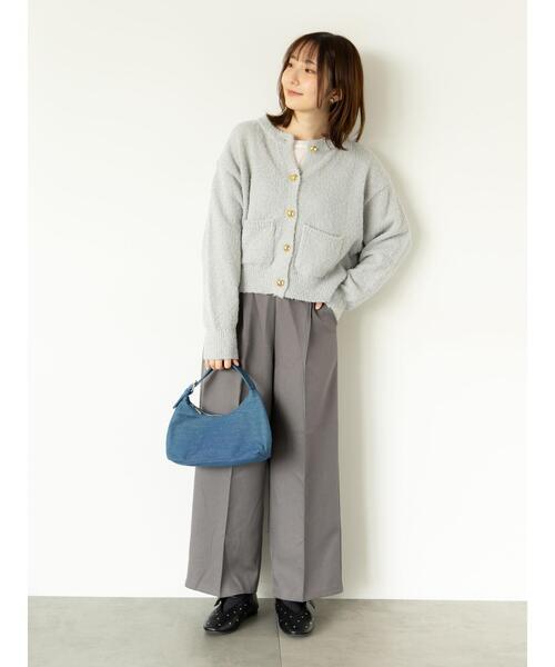 Te chichi TERRASSE（テチチテラス）の「ブークレ金釦クルーネックカーディガン（カーディガン/ボレロ・レディース・ブルー/グレー/ピンク/ベージュ・F）」の16枚目の写真