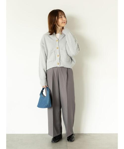 Te chichi TERRASSE（テチチテラス）の「ブークレ金釦クルーネックカーディガン（カーディガン/ボレロ・レディース・ブルー/グレー/ピンク/ベージュ・F）」の17枚目の写真