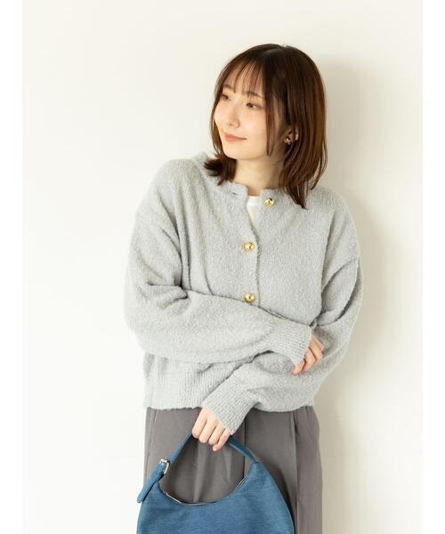 Te chichi TERRASSE（テチチテラス）の「ブークレ金釦クルーネックカーディガン（カーディガン/ボレロ・レディース・ブルー/グレー/ピンク/ベージュ・F）」の18枚目の写真