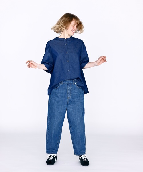 Kelen(ケレン)の「「KELEN / ケレン」バックプリーツ6.5ozデニムシャツ(シャツ/ブラウス・レディース・ライトブルー/ネイビー・S/M)」の5枚目の写真