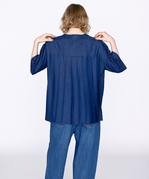 Kelen(ケレン)の「「KELEN / ケレン」バックプリーツ6.5ozデニムシャツ(シャツ/ブラウス・レディース・ライトブルー/ネイビー・S/M)」の8枚目の写真