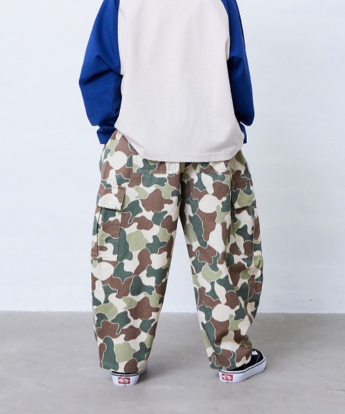 Fluffy BROTHERS（フラッフィーブラザーズ）の「迷彩カーゴパンツ（カーゴパンツ・キッズ・カモフラージュ・90/100/110/120/130/140/150）」の16枚目の写真