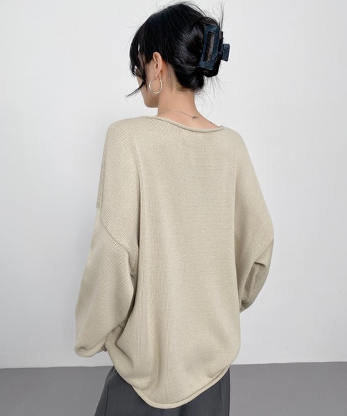 CHUN CHUN NOTES(チュンチュンノーツ)の「美シルエットゆるニット/体型カバー×きれいめカジュアル(ニット/セーター・レディース・モカ/ライトベージュ/ブルー・F)」の6枚目の写真