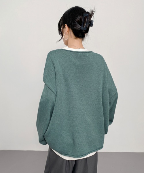 CHUN CHUN NOTES(チュンチュンノーツ)の「美シルエットゆるニット/体型カバー×きれいめカジュアル(ニット/セーター・レディース・モカ/ライトベージュ/ブルー・F)」の15枚目の写真