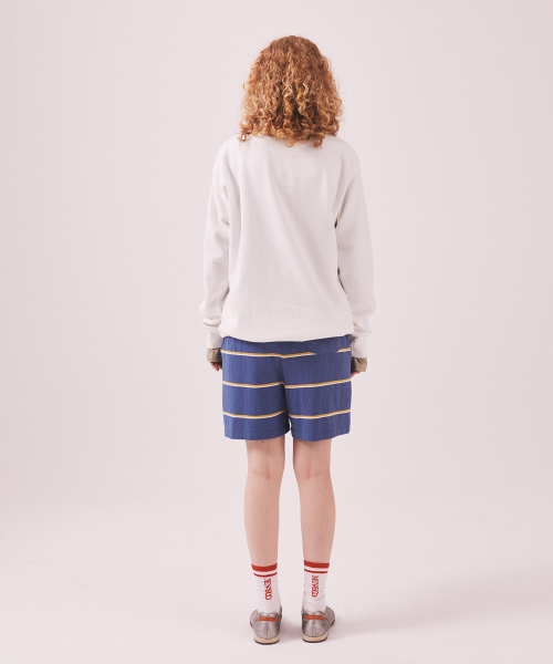 MENASOO(ミナス)の「Menasoo Pigment Oversized Sweatshirt_White(スウェット・レディース・ホワイト・SMALL/MEDIUM)」の6枚目の写真