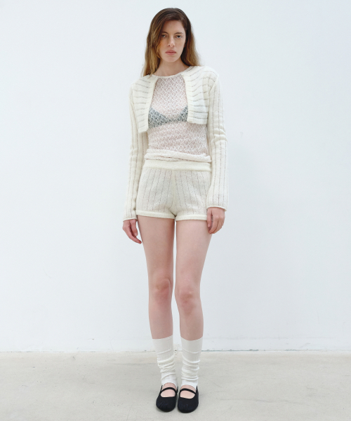 AOPT(アオプト)の「CROPPED BOLERO CARDIGAN - IVORY(カーディガン/ボレロ・レディース・その他・SMALL/MEDIUM)」の2枚目の写真