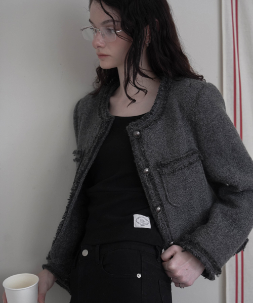 DEHEVE（デヘヴェ）の「Fringe Trimming Tweed Jacket [Charcoal]（その他アウター・レディース・チャコール・MEDIUM/SMALL）」の7枚目の写真