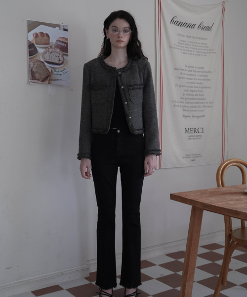 DEHEVE（デヘヴェ）の「Fringe Trimming Tweed Jacket [Charcoal]（その他アウター・レディース・チャコール・MEDIUM/SMALL）」の2枚目の写真
