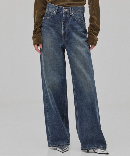 PUBLIC TOKYO(パブリックトウキョウ)の「ラインストレートデニム(デニムパンツ・レディース・ブルー/グリーン・2/1)」の2枚目の写真