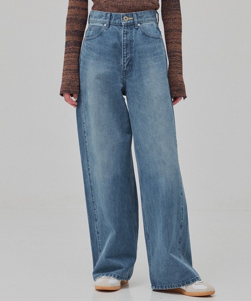 PUBLIC TOKYO(パブリックトウキョウ)の「ラインストレートデニム(デニムパンツ・レディース・ブルー/グリーン・2/1)」の22枚目の写真