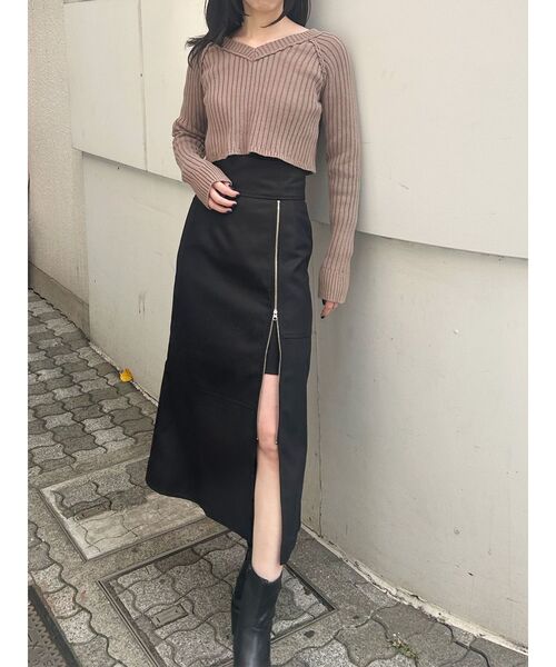 MURUA(ムルーア)の「ジップスリットAラインスカート(スカート・レディース・ベージュ/ブラック・1/2)」の10枚目の写真