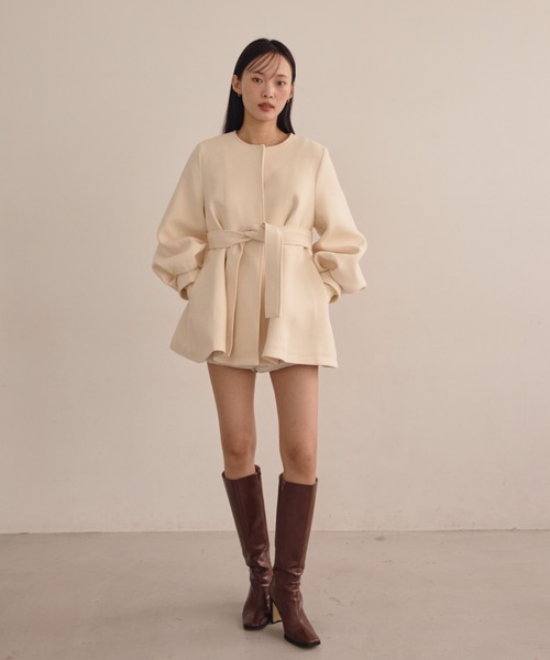 バルーンスリーブフレアコート（ノーカラージャケット）｜ACYM
