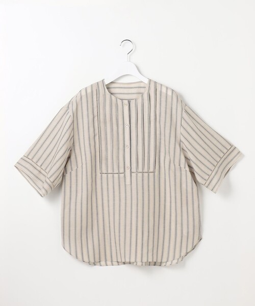 自由区(ジユウク)の「ナチュラルリネンタックデザイン ブラウス(シャツ/ブラウス・レディース・ブラウン系/スカイブルー系/ベージュ系1・32)」の9枚目の写真