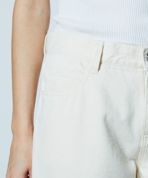 DOUBLE STANDARD CLOTHING(ダブルスタンダードクロージング)の「12.5oz グラデーションデニムパンツ(デニムパンツ・レディース・アイボリー・38/36)」の18枚目の写真