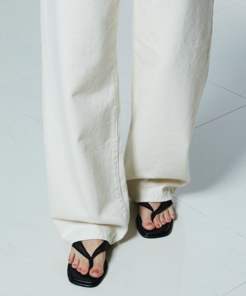 DOUBLE STANDARD CLOTHING(ダブルスタンダードクロージング)の「12.5oz グラデーションデニムパンツ(デニムパンツ・レディース・アイボリー・38/36)」の6枚目の写真