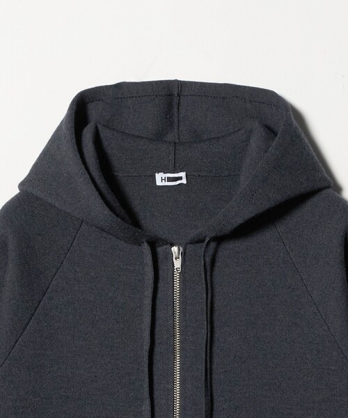 H　BEAUTY&YOUTH UNITED ARROWS（エイチビューティーアンドユースユナイテッドアローズ）の「＜H＞ウールスムース ジップパーカー（カーディガン/ボレロ・レディース・ダークグレー/ブラック・FREE）」の6枚目の写真