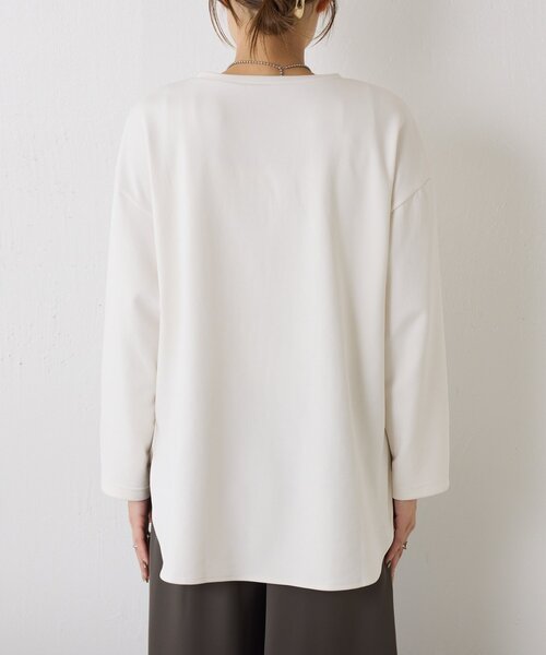 Jena espace merveilleux(ジェナ エスパスメルヴェイユ)の「裾ラウンドストレッチカットソー(Tシャツ/カットソー・レディース・ブラック/オフホワイト/チャコールグレー・FREE)」の16枚目の写真