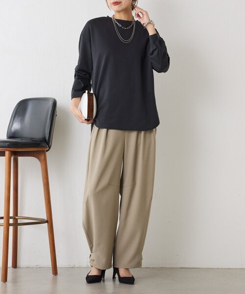 Jena espace merveilleux(ジェナ エスパスメルヴェイユ)の「裾ラウンドストレッチカットソー(Tシャツ/カットソー・レディース・ブラック/オフホワイト/チャコールグレー・FREE)」の21枚目の写真