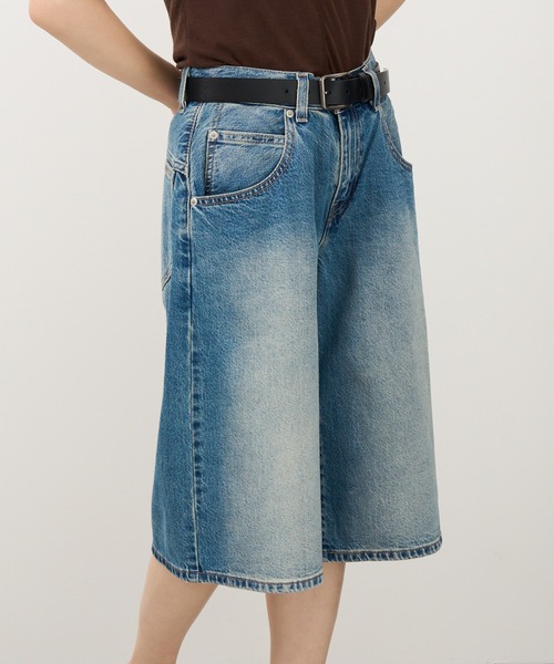 Levi's（リーバイス）の「【Levi’s】リーバイス デニムショーツ ジョーツ ハーフパンツ SUPER BAGGY JORTS（デニムパンツ・レディース・インディゴブルー/ブラック・25/26/27）」の4枚目の写真