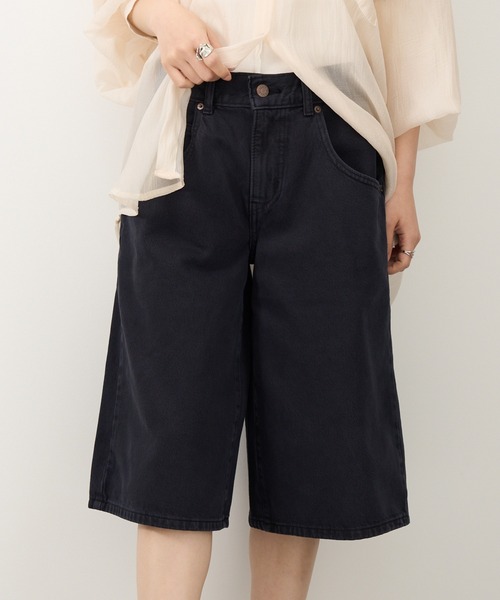 Levi's（リーバイス）の「【Levi’s】リーバイス デニムショーツ ジョーツ ハーフパンツ SUPER BAGGY JORTS（デニムパンツ・レディース・インディゴブルー/ブラック・25/26/27）」の11枚目の写真