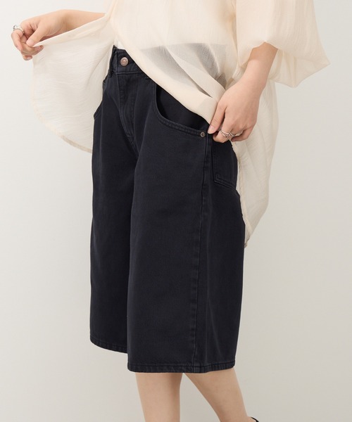 Levi's（リーバイス）の「【Levi’s】リーバイス デニムショーツ ジョーツ ハーフパンツ SUPER BAGGY JORTS（デニムパンツ・レディース・インディゴブルー/ブラック・25/26/27）」の12枚目の写真