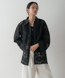 幾何柄レースビッグシャツ