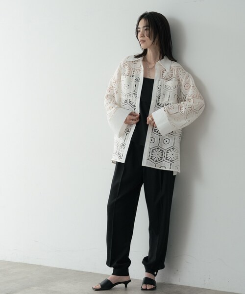 GALLEST（ギャレスト）の「幾何柄レースビッグシャツ（シャツ/ブラウス・レディース・ホワイト/ブラック・38）」の5枚目の写真