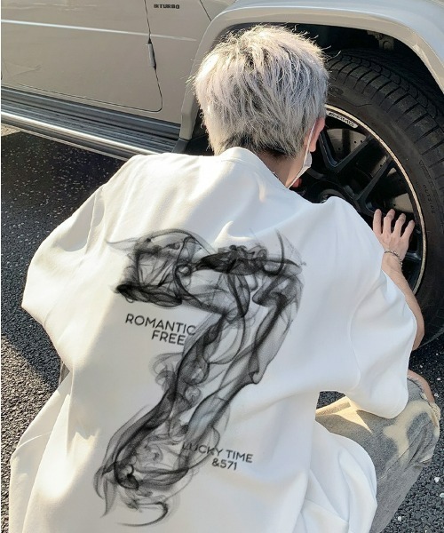 SHEPP（シープ）の「【26年春新作】ニュアンススモークアートプリントルーズフィットT（Tシャツ/カットソー・メンズ・ブラック/ホワイト/チャコール・L/M）」の6枚目の写真