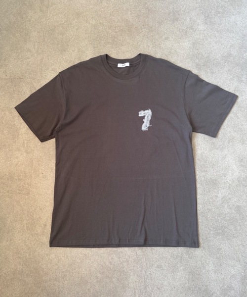 SHEPP（シープ）の「【26年春新作】ニュアンススモークアートプリントルーズフィットT（Tシャツ/カットソー・メンズ・ブラック/ホワイト/チャコール・L/M）」の17枚目の写真