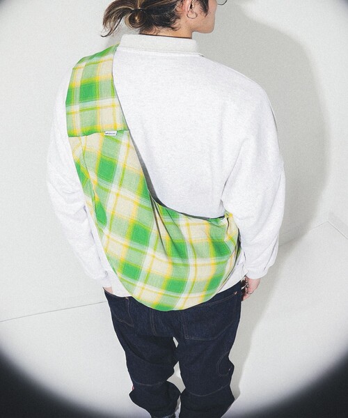 bpr BEAMS（ビーピーアール ビームス ）の「チェック ラウンド エコバッグ（ショルダーバッグ・レディース・オレンジ/グリーン/レッド/パープル・ONE SIZE）」の11枚目の写真