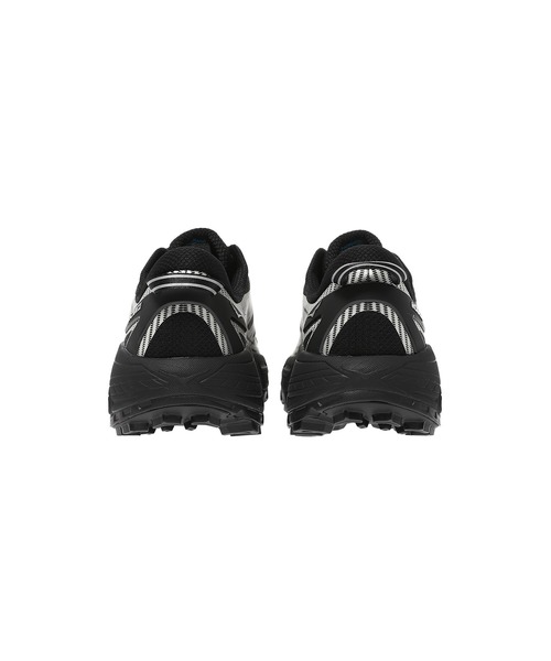 HOKA(ホカ)の「U MAFATE SPEED 2 1126851-BKSV(スニーカー・メンズ・ブラック・26.5cm/28.5cm/26cm/27.5cm/27cm/29cm/28cm)」の3枚目の写真