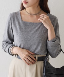 起毛フラッフィー前後2WAYネックプルオーバー