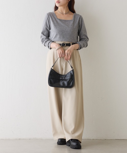 COLONY 2139（コロニートゥーワンスリーナイン）の「起毛フラッフィー前後2WAYネックプルオーバー（Tシャツ/カットソー・レディース・ライトグレー/ピンク/グレー/アイボリー/ブラック・FREE）」の17枚目の写真