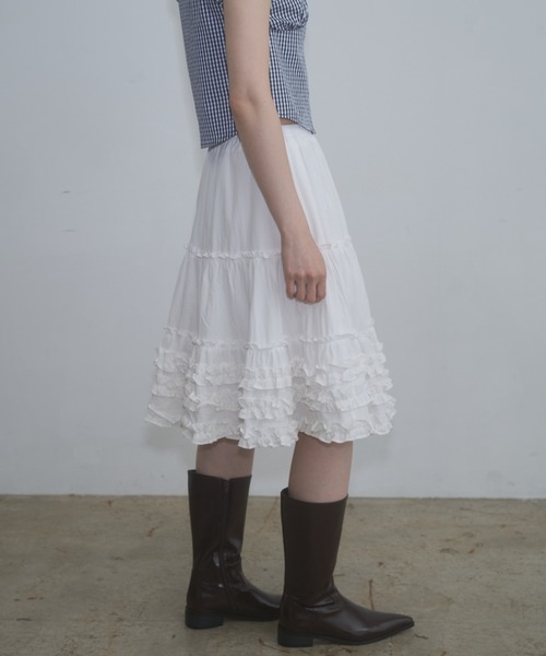 FEKETE(フェケテ)の「frill midi flared skirt / フリルボリュームスカート(スカート・レディース・ライトカーキ/ブラック/アイボリー・FREE)」の18枚目の写真