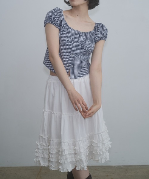 FEKETE(フェケテ)の「frill midi flared skirt / フリルボリュームスカート(スカート・レディース・ライトカーキ/ブラック/アイボリー・FREE)」の21枚目の写真