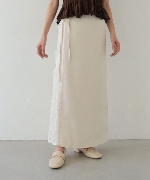 CLEIO（クレイオ）の「【CLEIO】デザインレースサテンスカート DESIGN LACE SATIN SKIRT（スカート・レディース・ベージュ/グリーン系その他/アイボリー・FREE）」の4枚目の写真