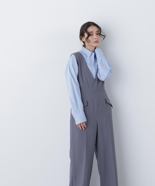 N.（N. Natural Beauty Basic）（エヌエヌナチュラルビューティーベーシック）の「Ｖネックオールインワン（つなぎ/オールインワン・レディース・ベージュ/チャコールグレー・MEDIUM/P/S）」の11枚目の写真