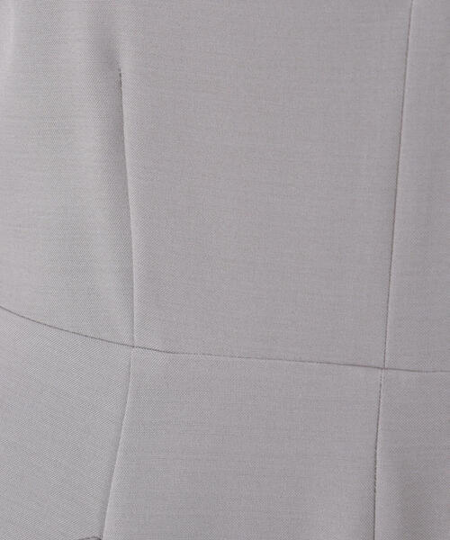 N.（N. Natural Beauty Basic）（エヌエヌナチュラルビューティーベーシック）の「Ｖネックオールインワン（つなぎ/オールインワン・レディース・ベージュ/チャコールグレー・MEDIUM/P/S）」の4枚目の写真