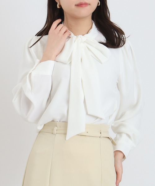 ASTORIA ODIER（アストリアオディール）の「アソート柄ボウタイブラウス（シャツ/ブラウス・レディース・ホワイト×ブルー/グレイッシュブルー/ホワイト/イエロー・MEDIUM）」の10枚目の写真