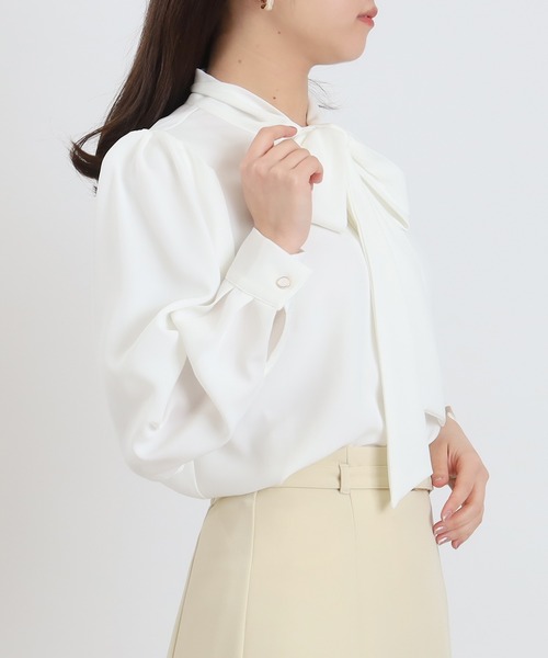 ASTORIA ODIER（アストリアオディール）の「アソート柄ボウタイブラウス（シャツ/ブラウス・レディース・ホワイト×ブルー/グレイッシュブルー/ホワイト/イエロー・MEDIUM）」の13枚目の写真